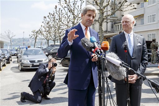 U.S. Secretary of State John Kerry, left, and the United Natopms Special Envoy for Syria Staffan de Mistura, right, speak to the media during a press briefing after their meeting on Syria in Geneva, Switzerland, on Monday, May 2, 2016. 