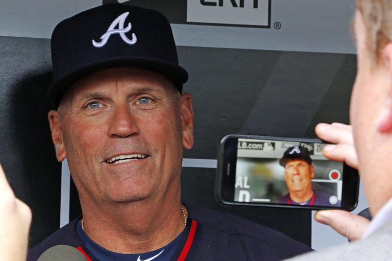 Atlanta Braves Photo (2014) - Fredi Gonzalez wearing the Atlanta