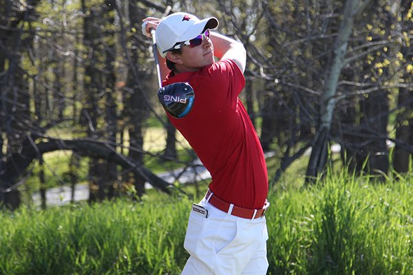 Arkansas' Nicolas Echavarria tees off during the final round of an NCAA regional on Wednesday, May 18, 2016, at Blackwolf Run Meadow Valleys golf course in Kohler, Wis.