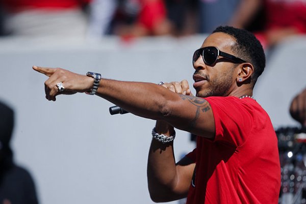 Ludacris preforms before during the first half of Georgia's spring NCAA college football game Saturday, April 16, 2016, in Athens, Ga. (AP Photo/John Bazemore) 