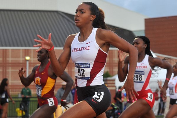 Arkansas runner Taylor Ellis-Watson heads down the home stretch in the women's 400-meter preliminaries Thursday, May 29, 2014, at the 2014 NCAA West Preliminary track meet at John McDonnell Field in Fayetteville.