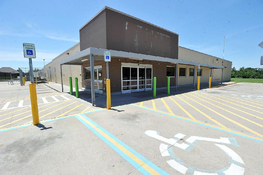 Harps Buying 9 Stores Vacated By Wal Mart