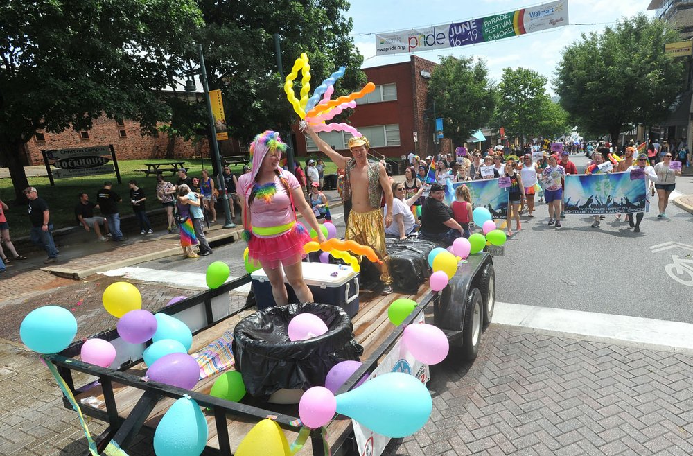 Thousands attend Fayetteville's pride parade