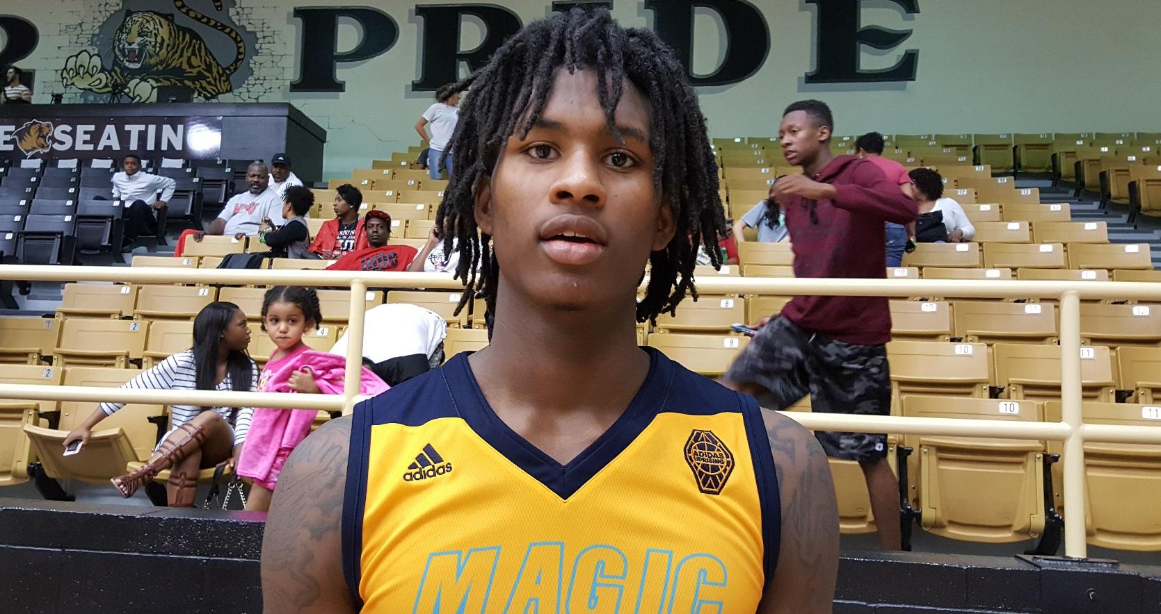 Wholehogsports Espn Elevates Arkansas Hoops Pledge Darious Hall