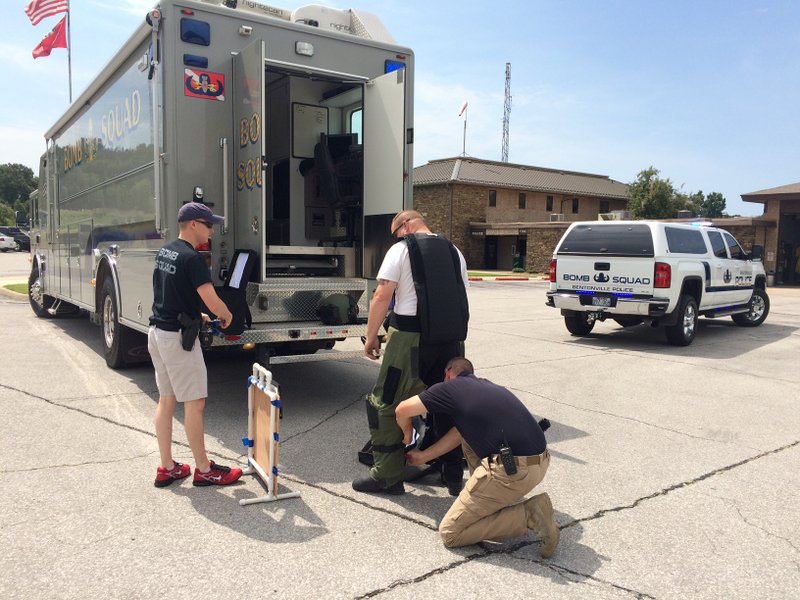 The Bentonville Bomb Squad responded Thursday morning to the Bella Vista Police Department for a bomb scare.