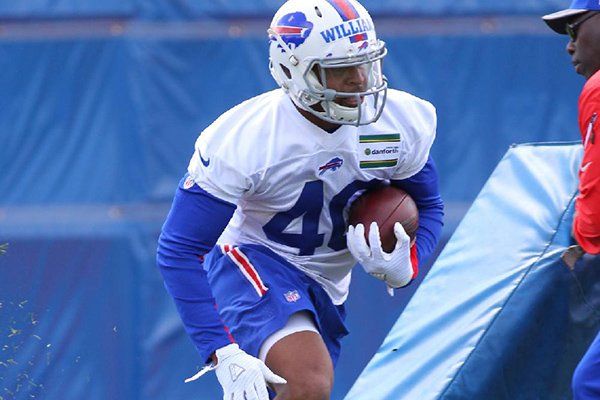 Buffalo Bills running back Jonathan Williams (40) takes part in drills during their NFL football rookie minicamp in Orchard Park, N.Y., Friday, May 6, 2016. (AP Photo/Bill Wippert)