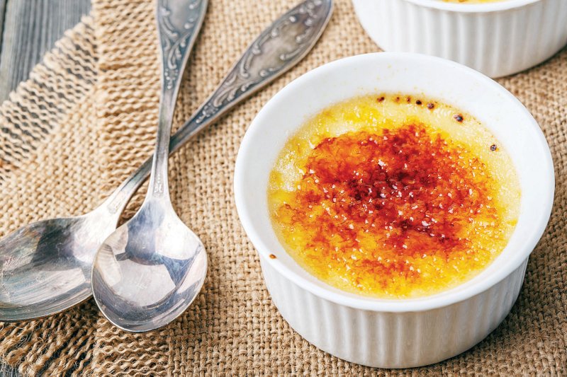 With the help of a few modern conveniences, you can make creme brulee in just a few minutes.