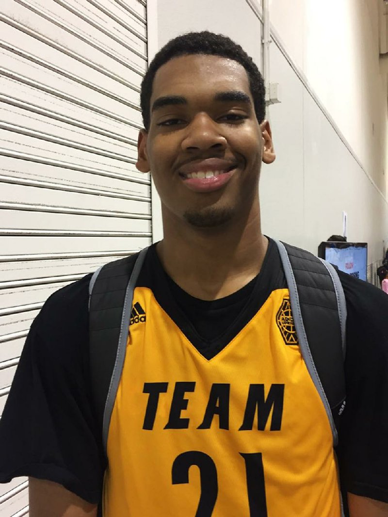 Arkansas forward target Garrison Brooks had a good showing at the Adidas Summer Championships in Las Vegas. 