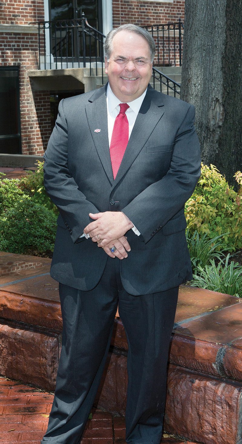 Marc D. Miller is the new dean of the School of Business at Henderson State University. Miller comes to the Arkadelphia college after working at Augusta University in Augusta, Ga. He received his bachelor’s and master’s degrees in business administration from Augusta and his doctorate in information systems management from Auburn University in Auburn, Ala.