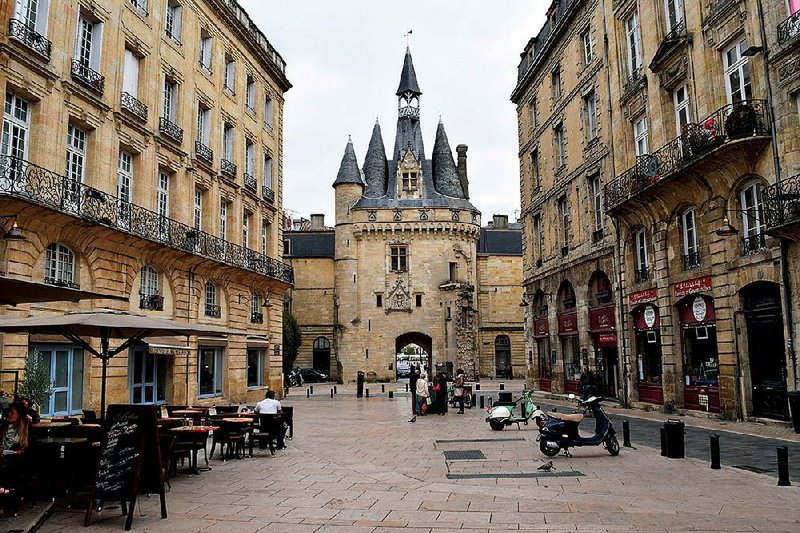 Porte Cailhau, the medieval city gate in Bordeaux, France, is open to the public and features a small historical exhibit. 