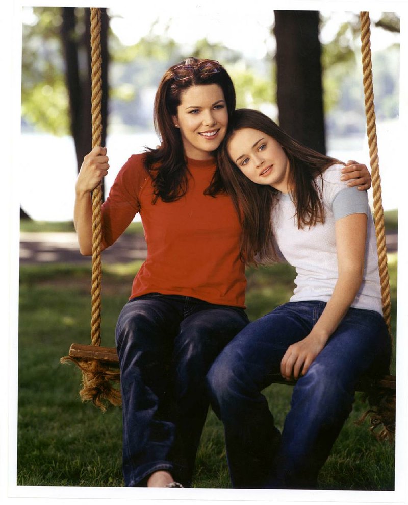 This file photo from 2002 shows Gilmore Girls stars Lauren Graham (left) and Alexis Bledel as Lorelai and Rory Gilmore. The series has been rebooted by Netflix and will debut in November.