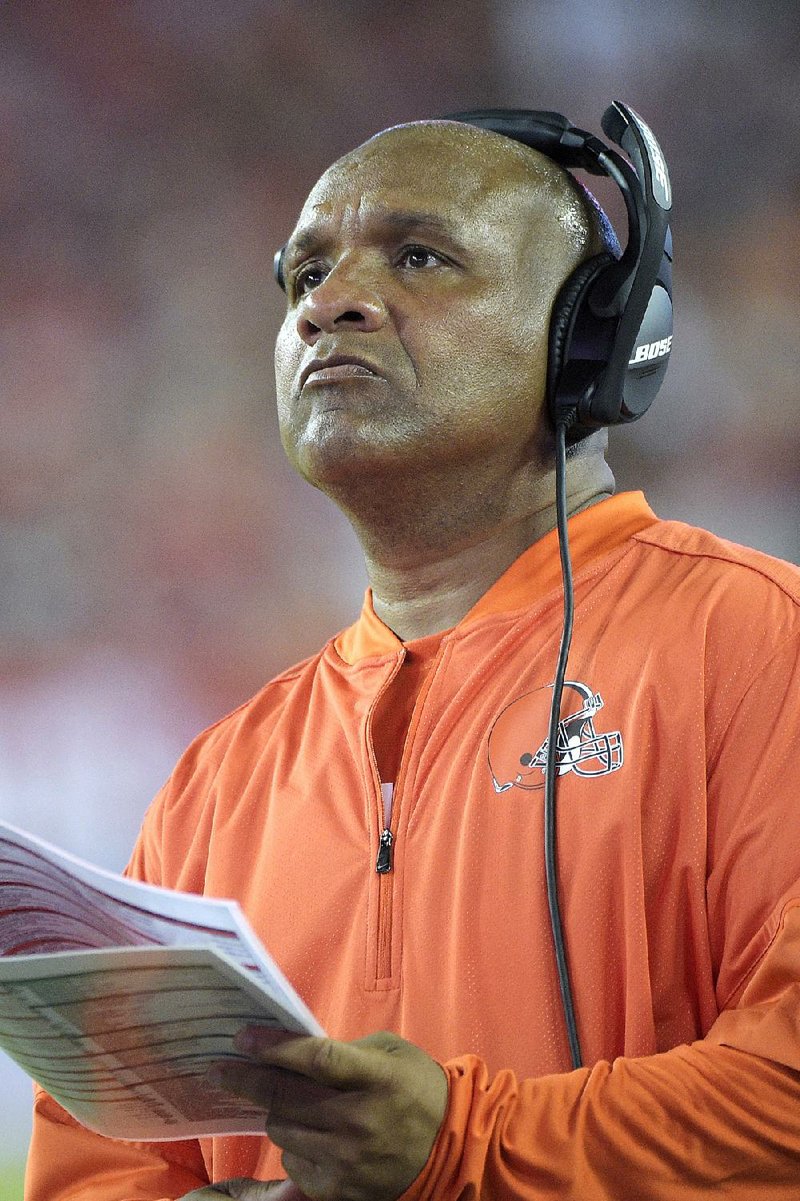 Cleveland Browns Coach Hue Jackson said he’s not that worried about his team’s less-thanstellar exhibition performance. 