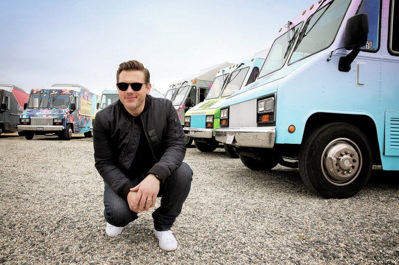 Tyler Florence returns as host of The Great Food Truck Race: Family Face-Off on Food Network.