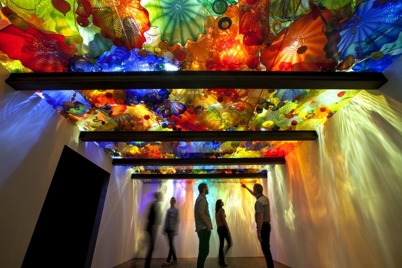 Dale Chihuly with <em>Persian Ceiling</em><br> Museum of Fine Arts Boston, 2011 