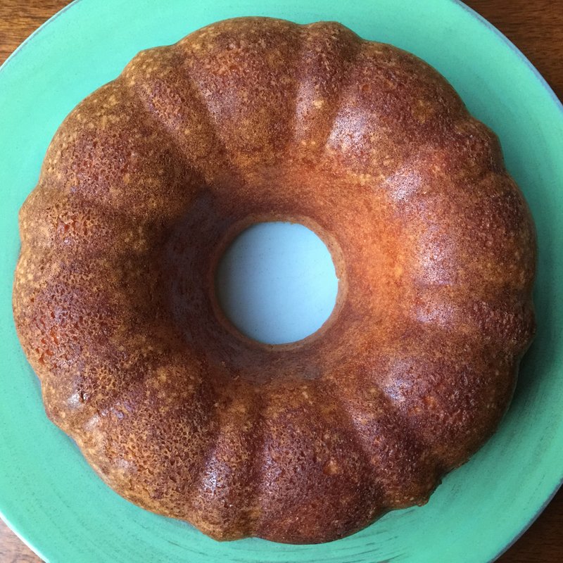 Lemon-buttermilk bundt cake