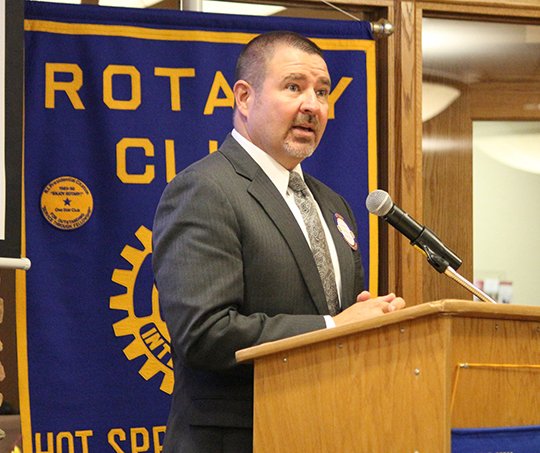 Submitted photo EMERGENCY INFORMATION: The Arkansas director of Smart911, J.P French, speaks to members of the Hot Springs Village Rotary Club about the lifesaving program during a recent meeting.