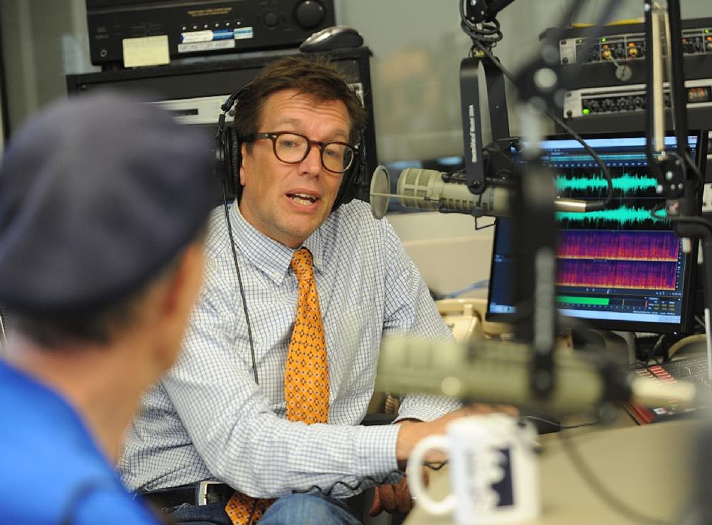 Fayetteville FM startup labor of love | Northwest Arkansas Democrat-Gazette