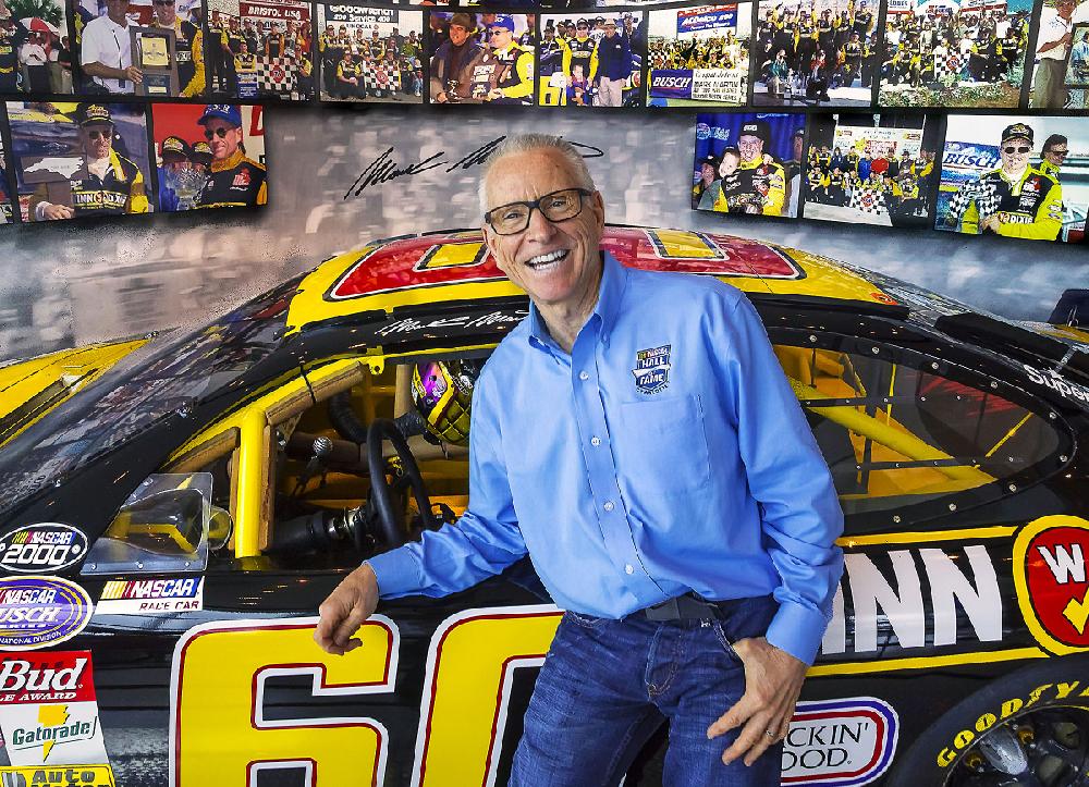 High Profile Nascar Hall Of Famer Mark Martin