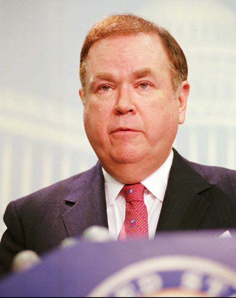 Sen. David Boren, shown in this Nov. 1993 file photo, a maverick Oklahoma Democrat who has battled for campaign reform and in defense of his state's energy industry, will resign from the Senate to head the Univeristy of Oklahoma, acquaintances said Tuesday April 26, 1994.  