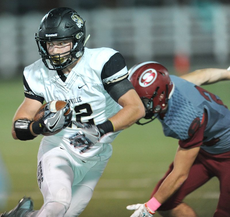 Football: Mays-Hunt, Bentonville thump Springdale 38-0