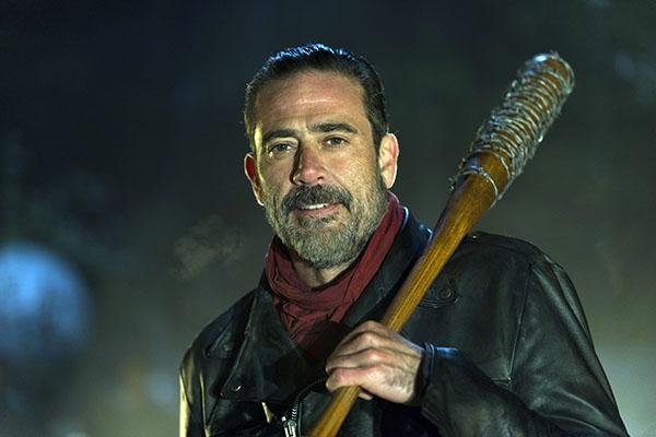 Jeffrey Dean Morgan will portray the evil sociopath Negan when The Walking Dead returns to AMC today. Negan’s weapon of choice is his barbed wire-wrapped baseball bat, Lucille.
