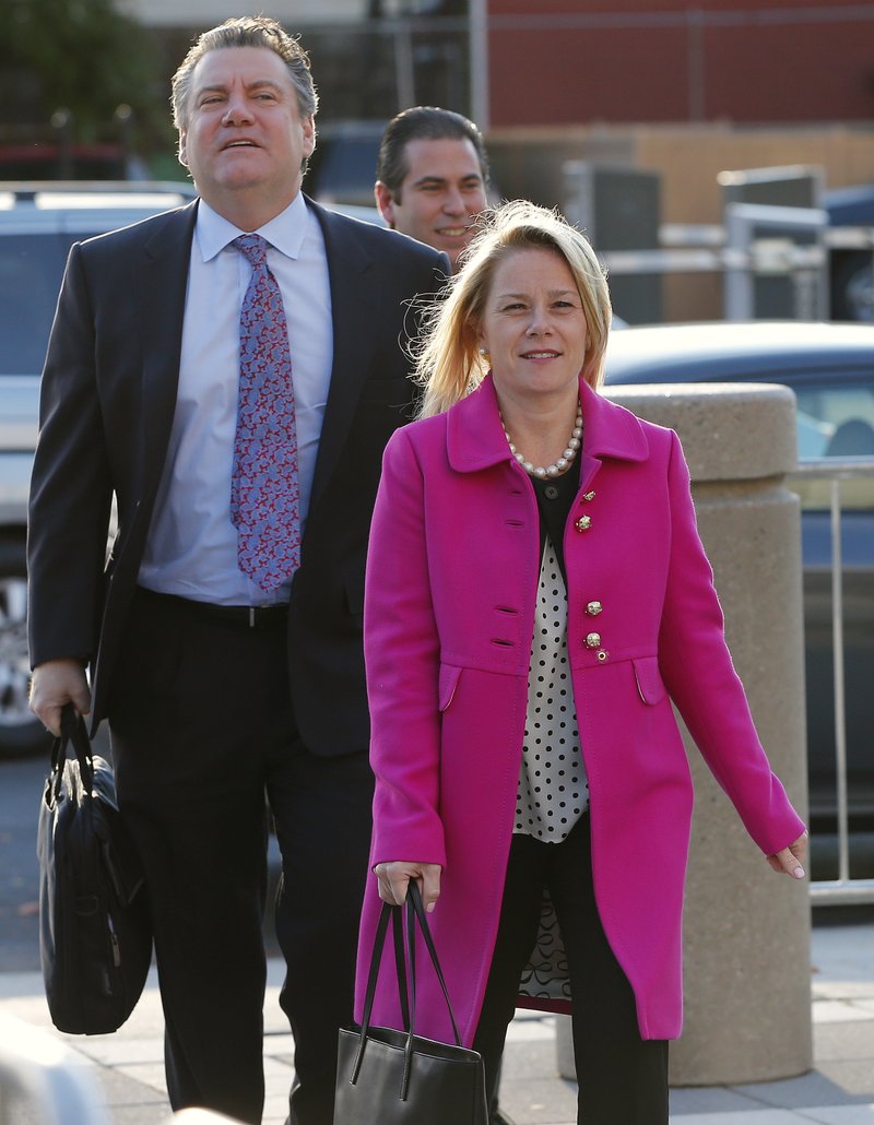 Bridget Kelly arrives with her attorneys at the federal courthouse in Newark, N.J., Friday, Oct. 28, 2016. 