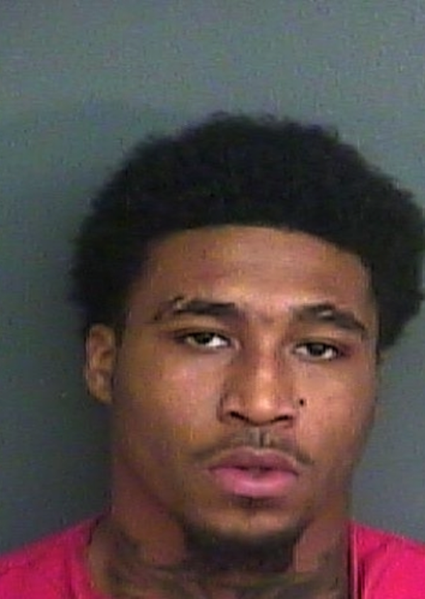 Man arrested in fatal shooting at Arkansas apartment complex