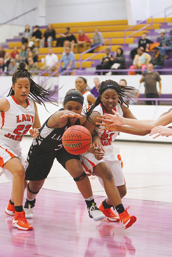 Junction City, Smackover reach Dual State finals