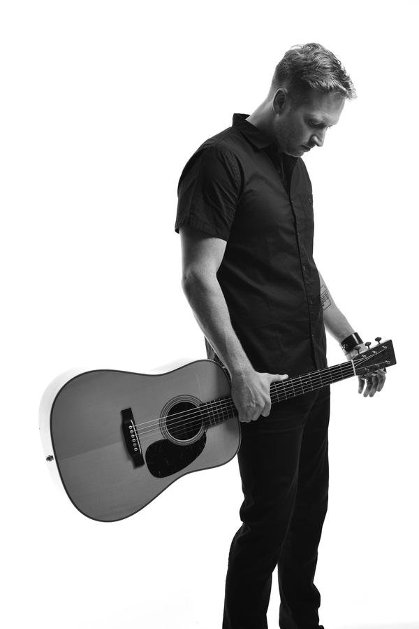 Barrett Baber’s plans for next year revolve around playing as many shows as he can to get people familiar with his
music and to show them “there’s so much more to me than what was on ‘The Voice.’”