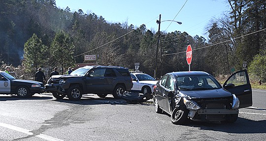 Three held after allegedly fleeing scene of wreck | Hot Springs ...
