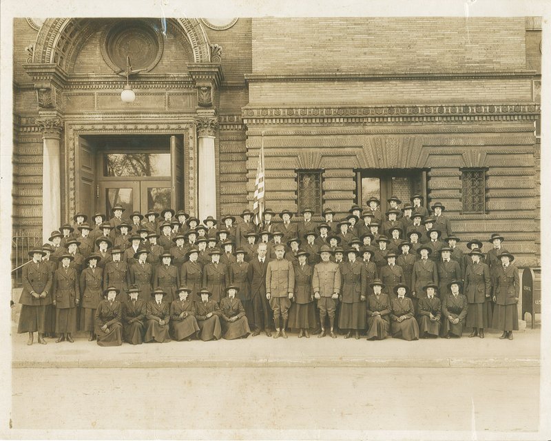 Vera Key and her fellow nurses of Base Hospital 60 get ready to board the boat for France during World War I.