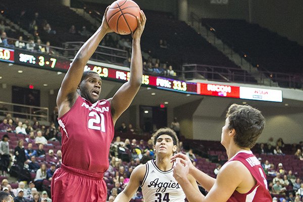 Arkansas guard Manuale Watkins (21) brings down a rebound during an NCAA college basketball game against Texas A&M, Tuesday, Jan. 17, 2017 at Reed Arena in College Station, Texas. (Timothy Hurst/College Station Eagle via AP)

