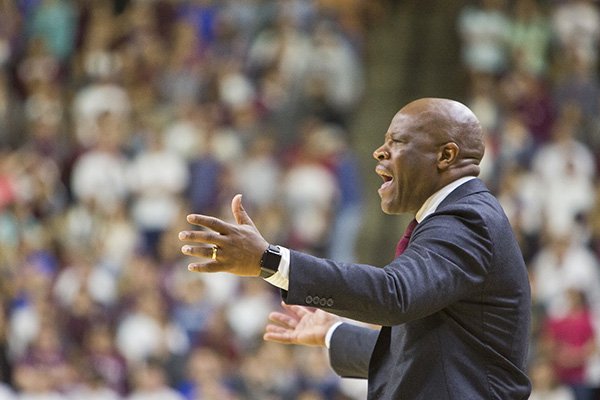 Arkansas basketball coach Mike Anderson reacts to a call during an NCAA college basketball game against Texas A&M, Tuesday, Jan. 17, 2017 at Reed Arena in College Station, Texas. (Timothy Hurst/College Station Eagle via AP)

