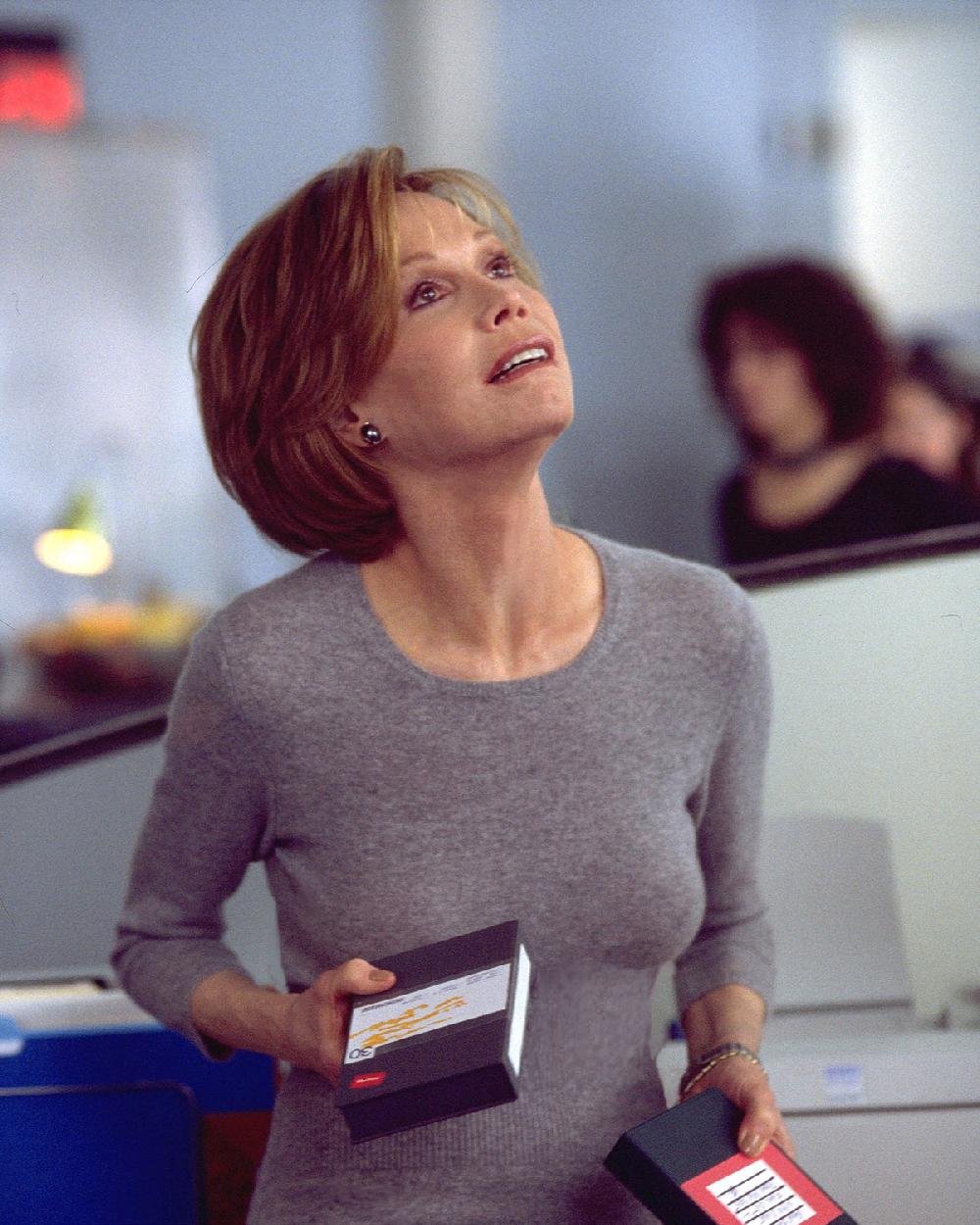 Hats off to Mary Tyler Moore, who just turned 80