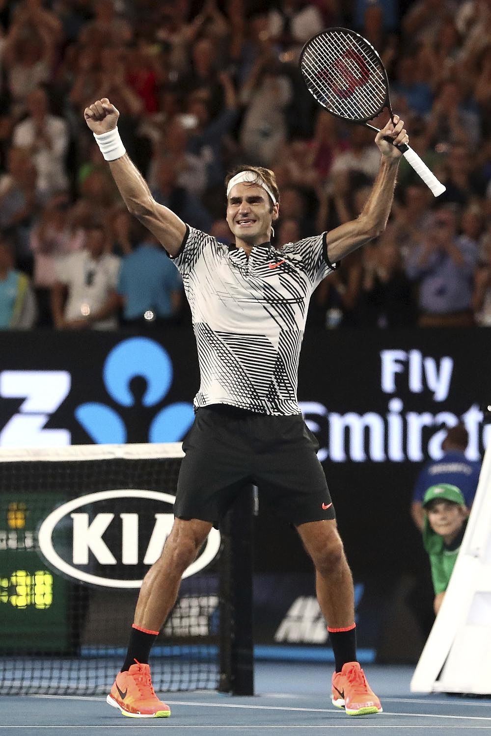 Federer on top after vintage victory | Northwest Arkansas Democrat