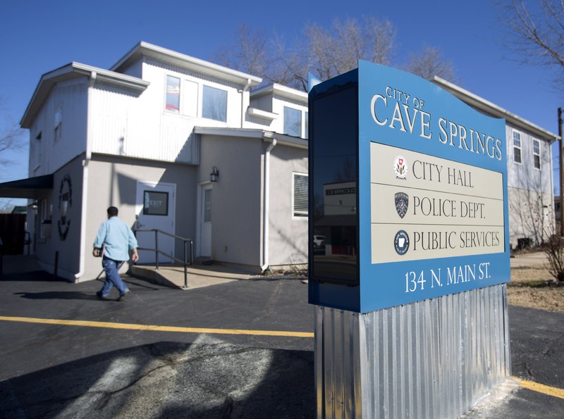 Cave Springs leaders complete budget before deadline