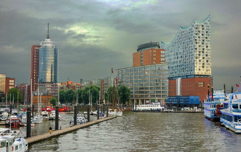 The burgeoning HafenCity district and its spectacular new Elbphilharmonie concert hall are revitalizing Hamburg’s riverfront.