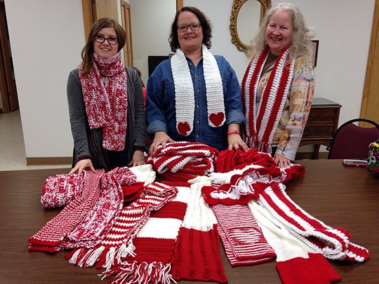 New EHC Donates Scarves | Hot Springs Sentinel Record