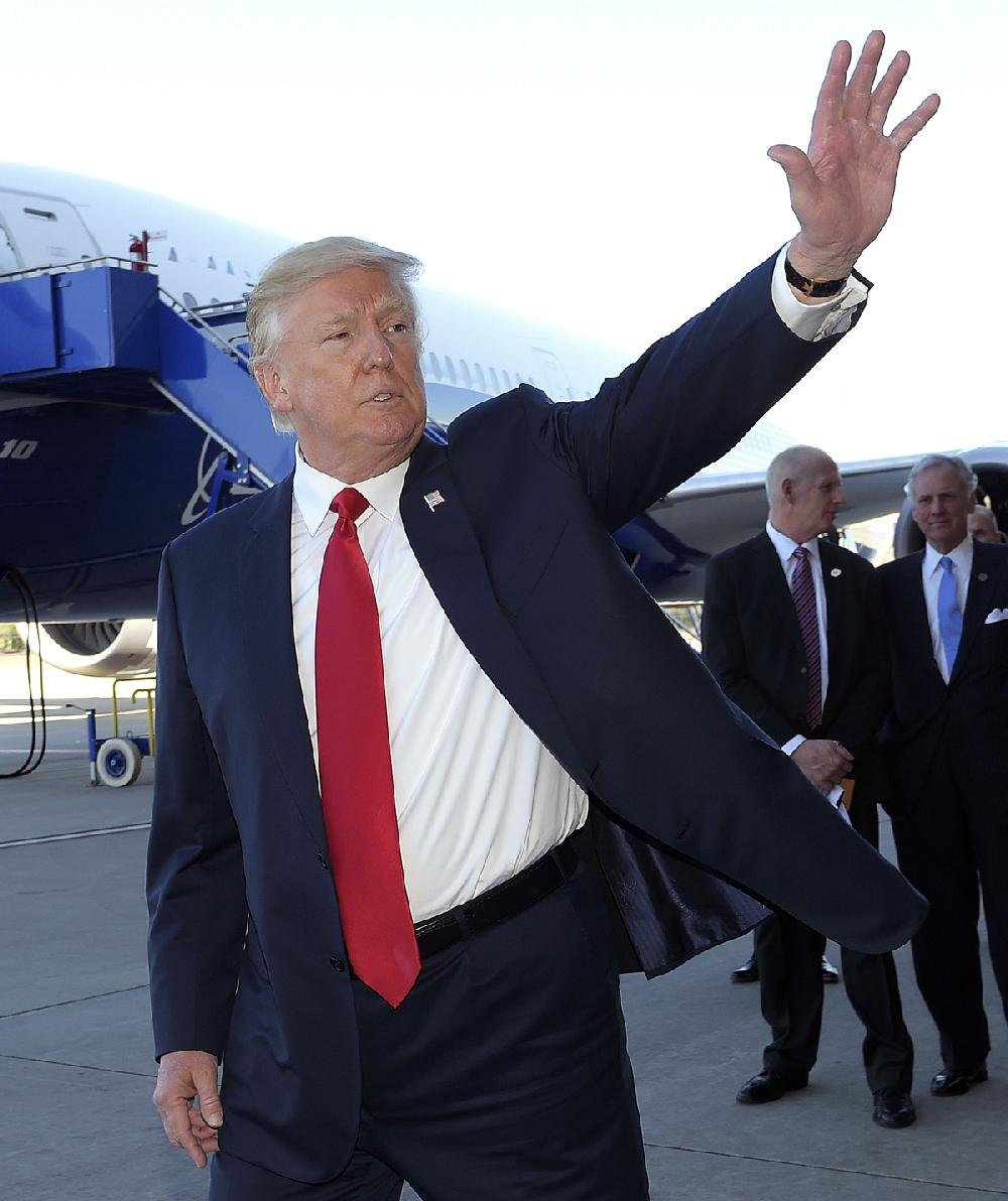 Trump Strikes Upbeat Tone In S C 