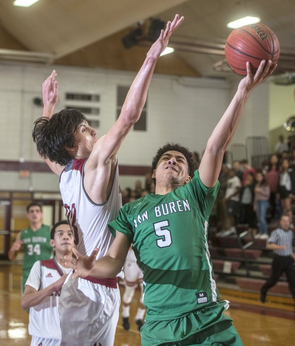 Basketball West's 18 lift Van Buren to 4734 win at Springdale