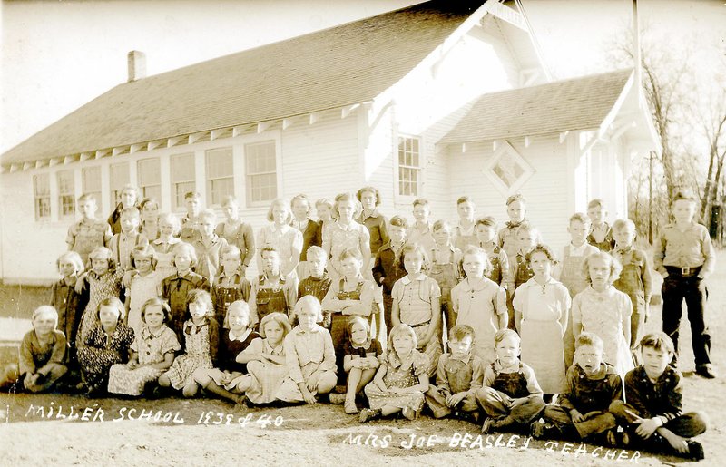 Photo from the collection of Shelly Short Miller School in 1940, when the teacher was Mrs. Joe Beasley.