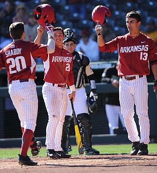 Hogs don't rest on huge inning | Northwest Arkansas Democrat-Gazette