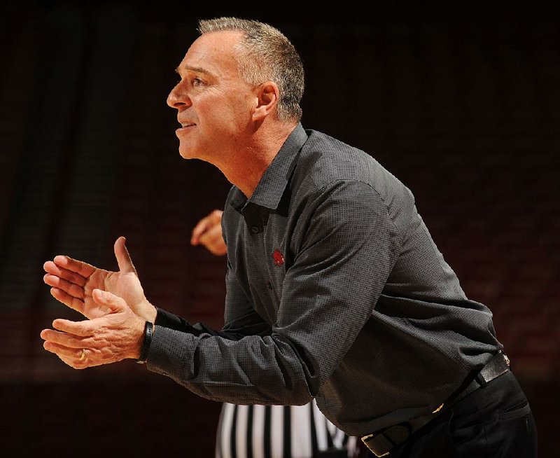 Arkansas Coach Jimmy Dykes stepped down Friday after his 2016-2017 team ended the season on an 11-game losing streak culminated by a 71-61 loss to Florida in the SEC Tournament.