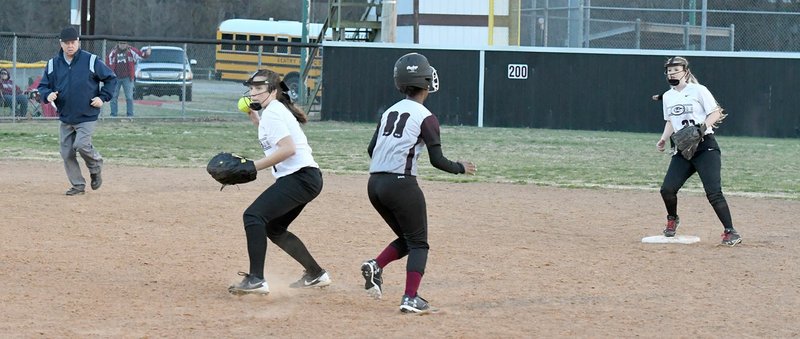 Bud Sullins/Special to Siloam Sunday Gentry second baseman Mandy Barber looks to make a play Friday against Siloam Springs.