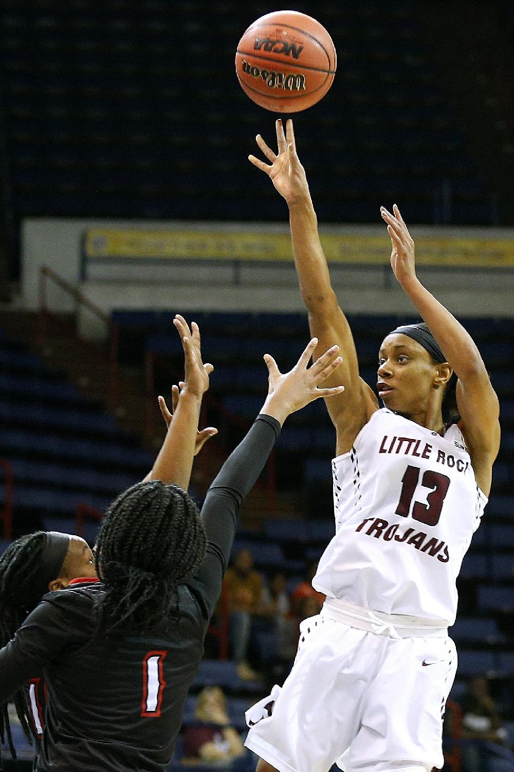 Defense unravels for UALR | Northwest Arkansas Democrat-Gazette
