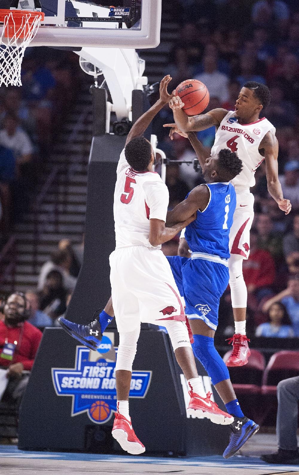 Arkansas beats Seton Hall at the NCAA Tournament