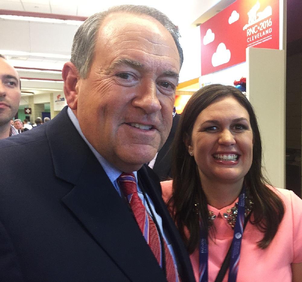 Huckabee's daughter thrives in the spotlight; Sanders praised in White