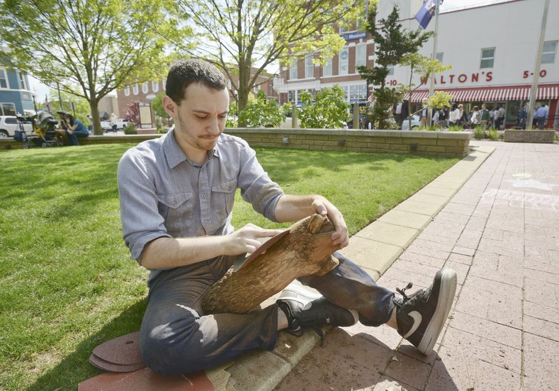 Chicago artist Emerson Sigman returns to Northwest Arkansas for the second year of Inverse. In 2016, his performance piece “True Grit” on the Bentonville square was part of the inaugural Inverse Performance Art Festival. The festival opens Thursday with performances at the Faulkner Performing Arts Center at the University of Arkansas and at Crystal Bridges Museum in Bentonville.
