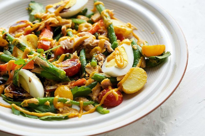 Salade Nicoise With Mango Dressing 