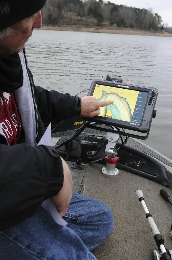 Depth finders offer a peek down deep Northwest Arkansas DemocratGazette